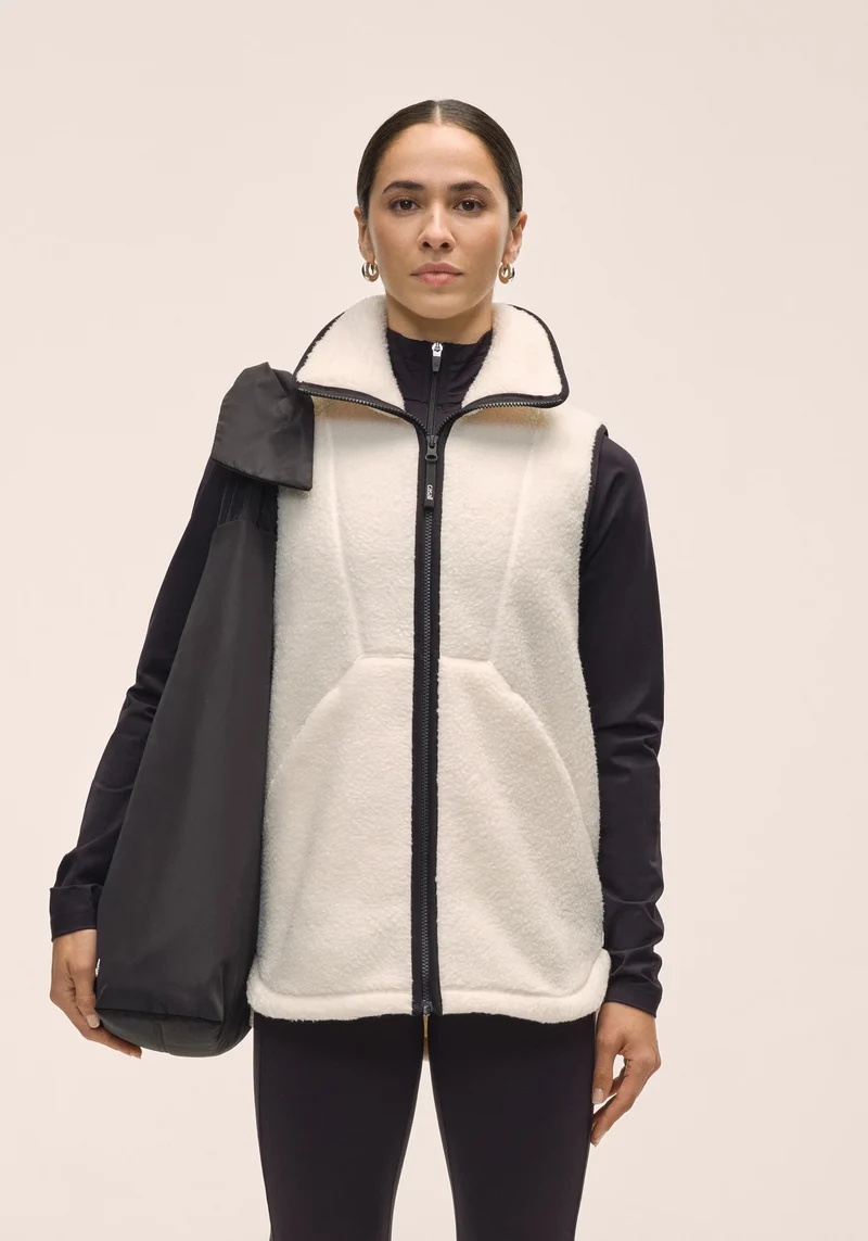 High Collar Pile Vest - Off white