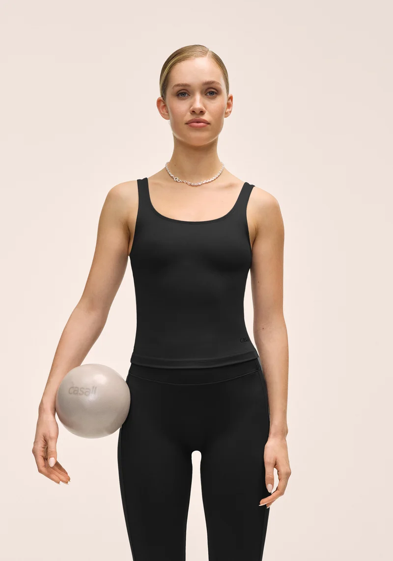 Scoop Tank - Black