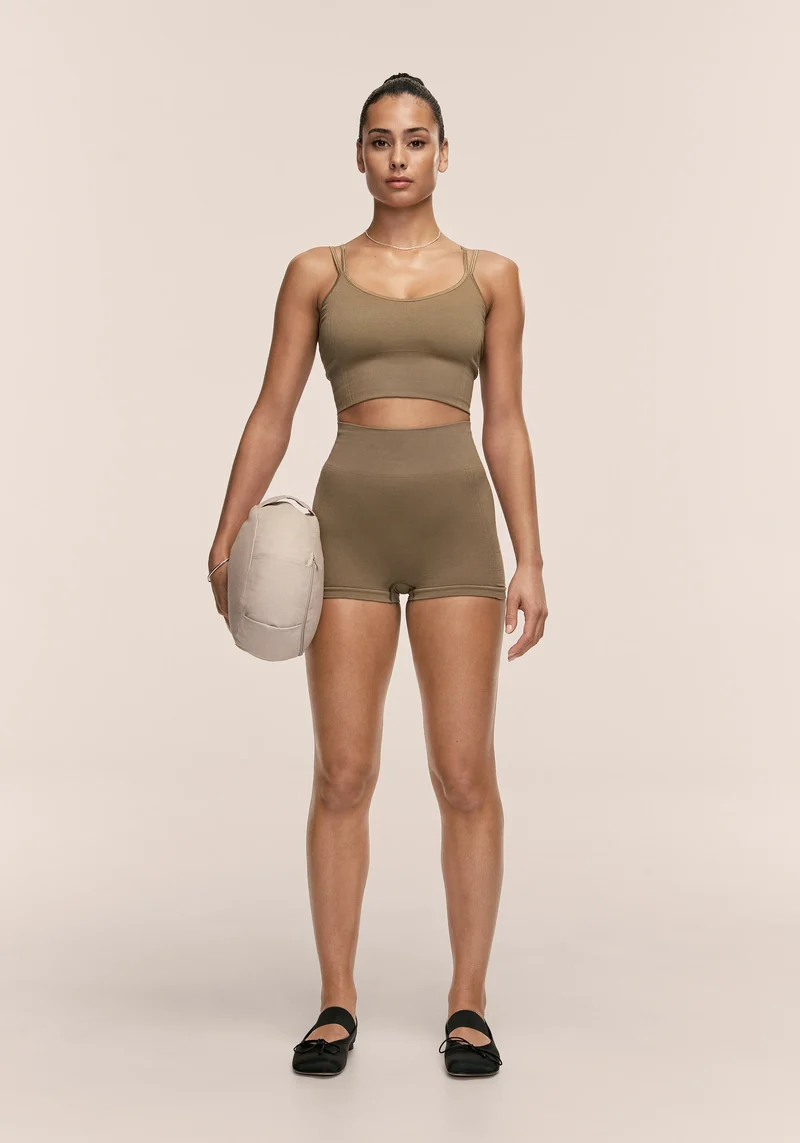 Shiny Seamless Rib Hotpants - Light Khaki
