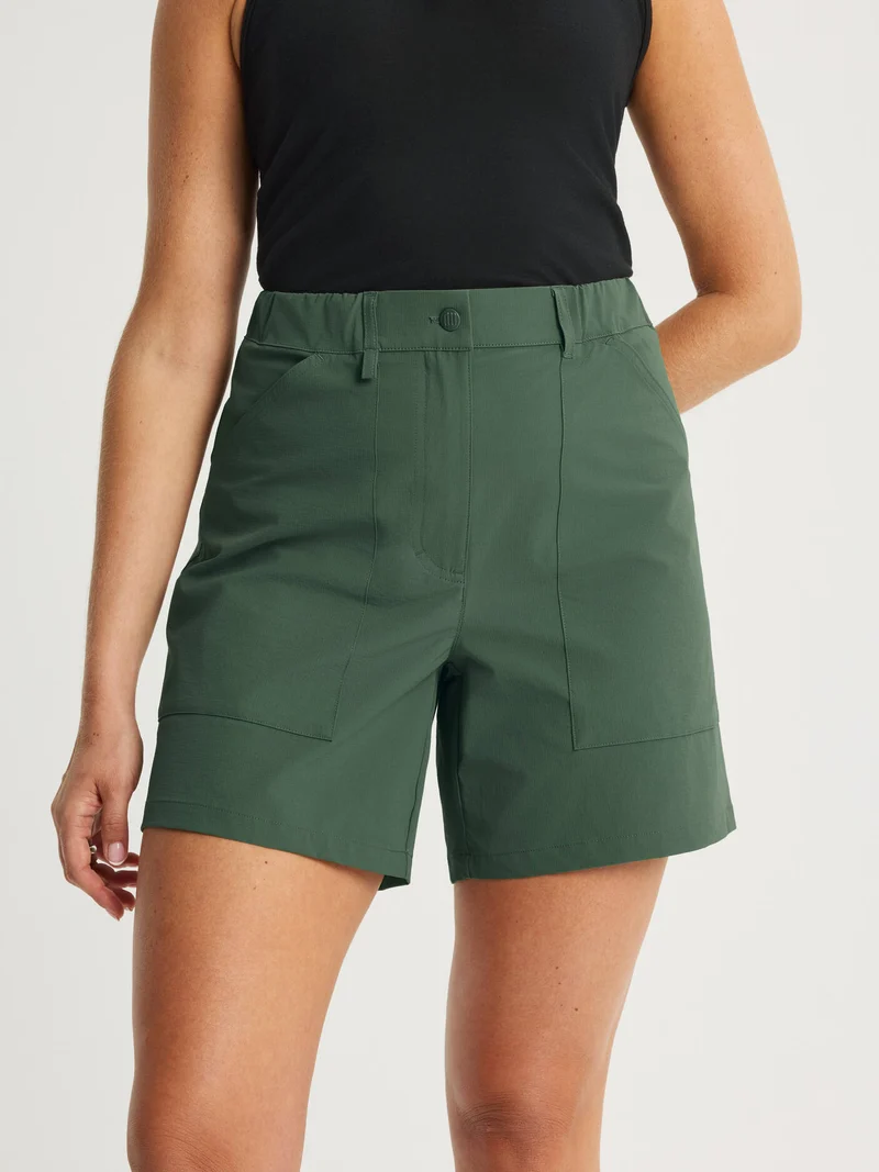 Ester Outdoor Shorts Green