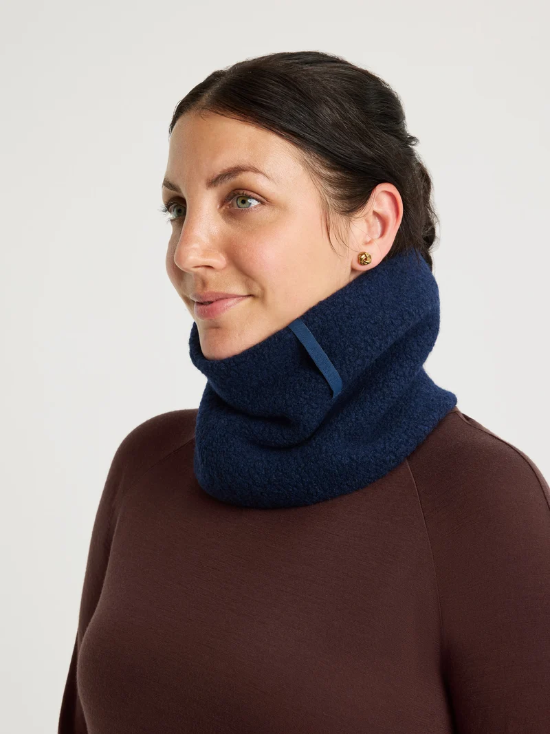 Camilla Wool Neckwarmer Navy