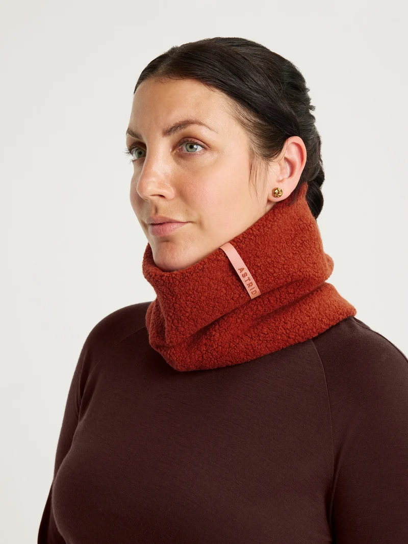 Camilla Wool Neckwarmer Rust