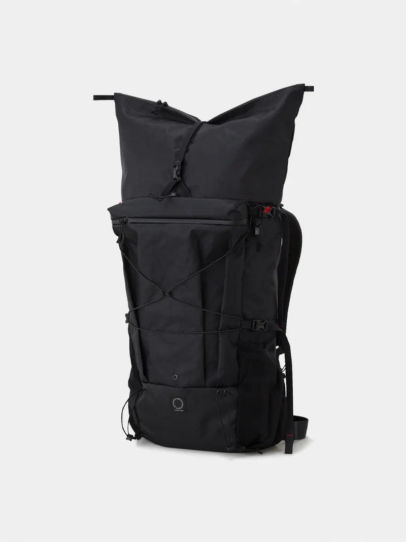THREE Zip #Black｜山と道