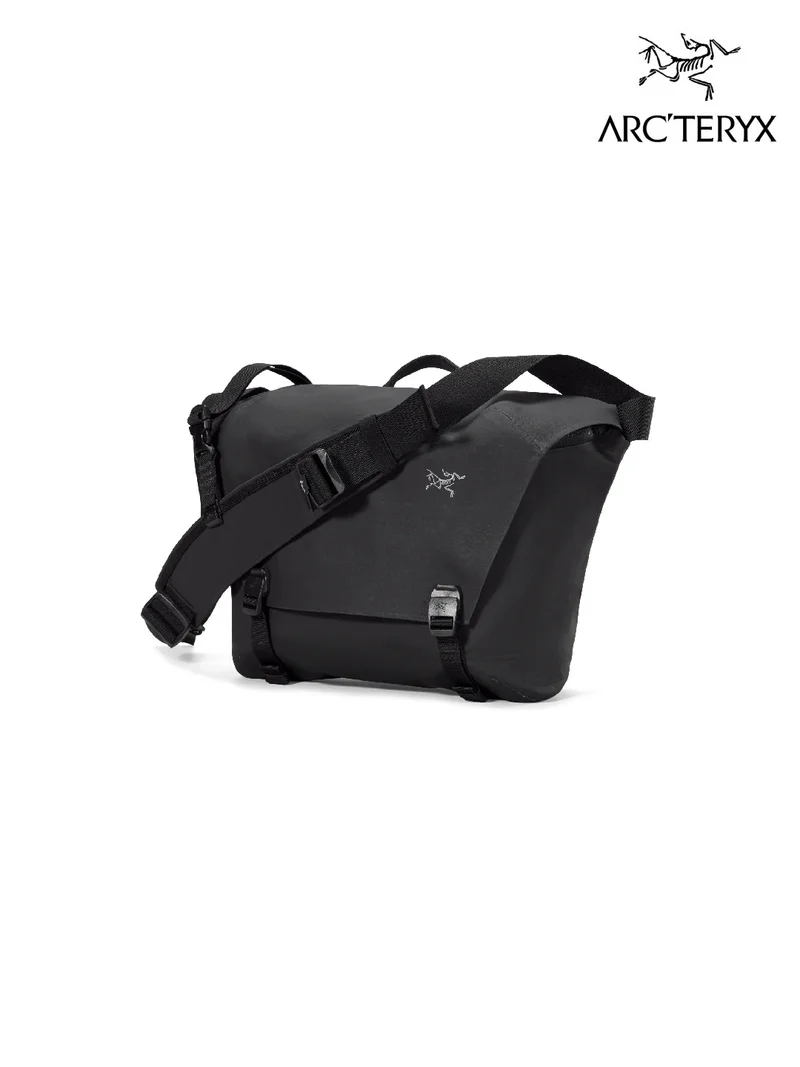 Granville 10 Courier Bag #Black [X00001038401]｜ARC'TERYX