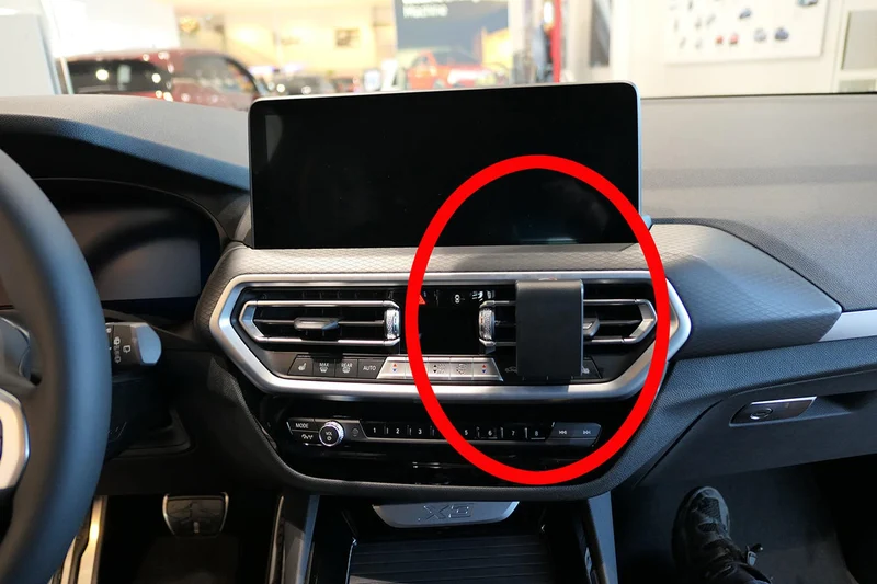 Mobilhållare Brodit BMW iX3