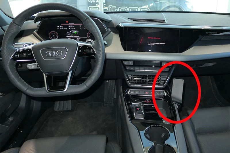 Mobilhållare Brodit Audi e-tron GT