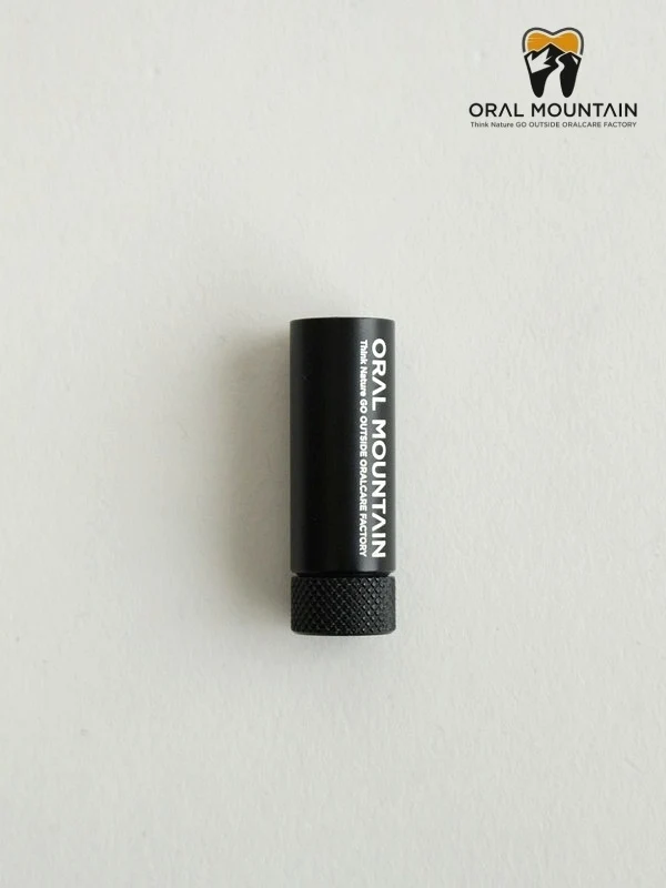 歯ブラシグリップ 「GRIP」 TSUTSU mini #アルミブラック [OM-TS-ALM-BLK]｜ORAL MOUNTAIN