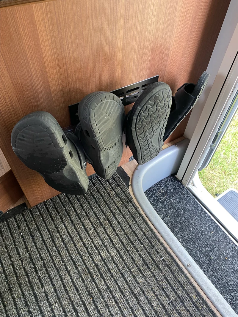 Upphängning till skor (metall)