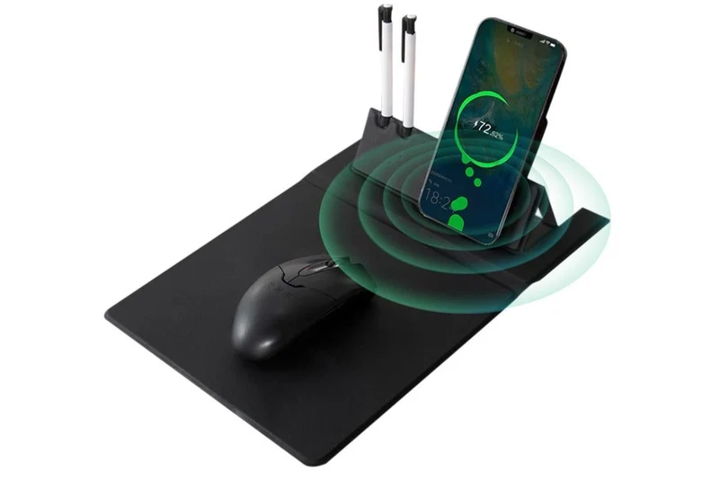 15W Fast Charging Wireless Mouse Pad with Foldable Design