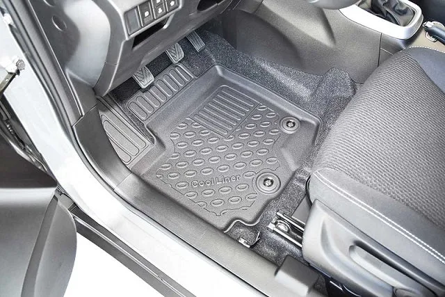 Suzuki S-Cross Kupématta med hög kant