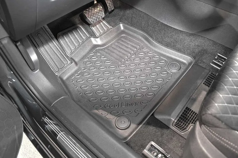 Skoda Superb Kupématta med hög kant