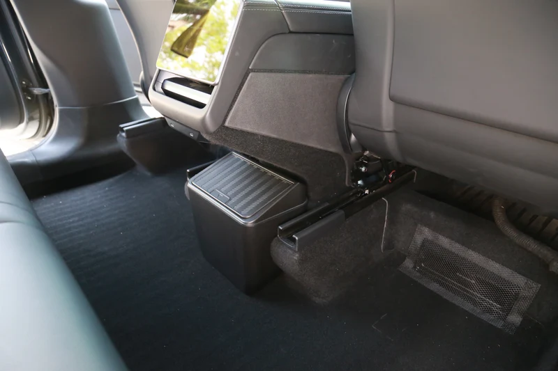 Papperskorg baksäte Tesla Model Y Juniper