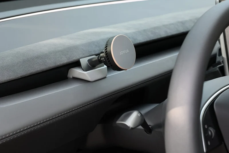 Mobilhållare luftventil med MagSafe och Aktiv Kylning Tesla Model Y Juniper / Model 3 Highland