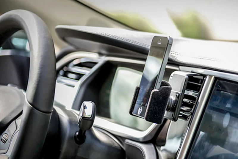 Mobilhållare Brodit Tesla Model S & X
